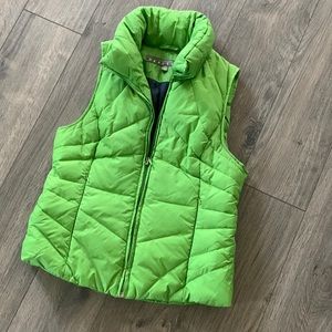 Great looking down and feather vest